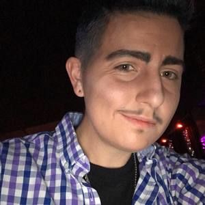 Meet your Posher, Issac